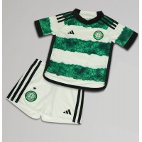 Camisa de time de futebol Celtic Replicas 1º Equipamento Infantil 2023-24 Manga Curta (+ Calças curtas)